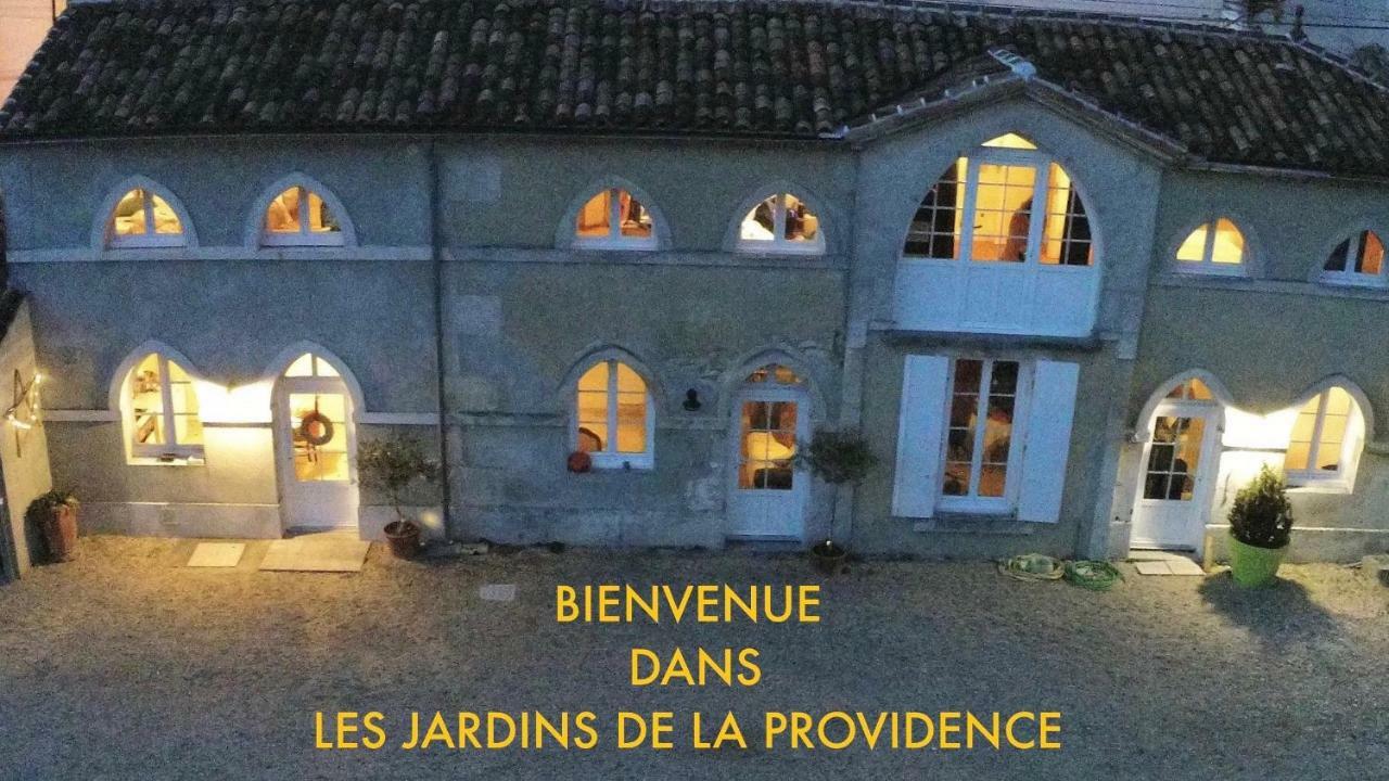 Les Jardins De La Providence Hotel Cognac Bagian luar foto